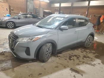  Salvage Nissan Kicks