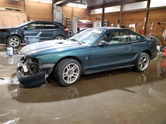  Salvage Ford Mustang