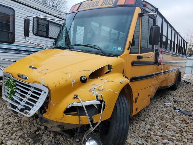  Salvage Freightliner Chassis B2