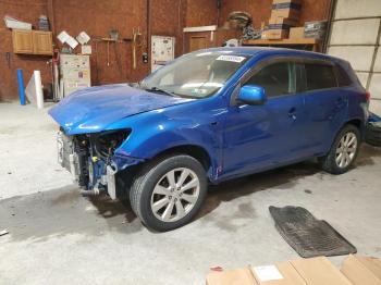  Salvage Mitsubishi Outlander