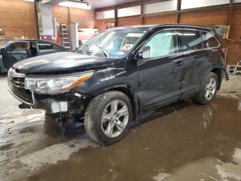  Salvage Toyota Highlander