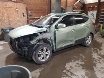  Salvage Hyundai TUCSON