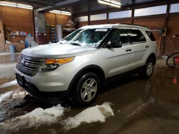  Salvage Ford Explorer