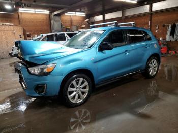  Salvage Mitsubishi Outlander