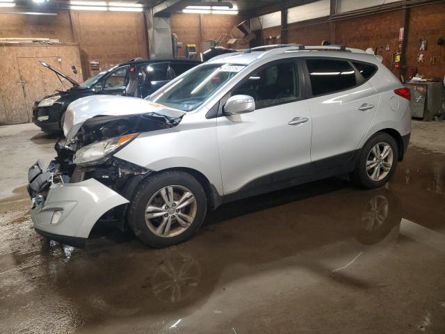  Salvage Hyundai TUCSON