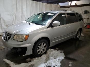  Salvage Chrysler Minivan