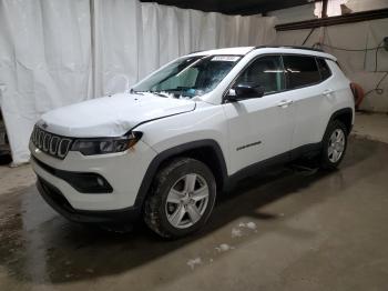  Salvage Jeep Compass