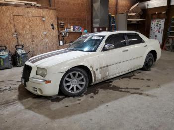  Salvage Chrysler 300