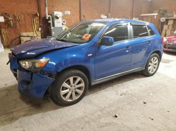  Salvage Mitsubishi Outlander