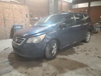  Salvage Volkswagen Routan