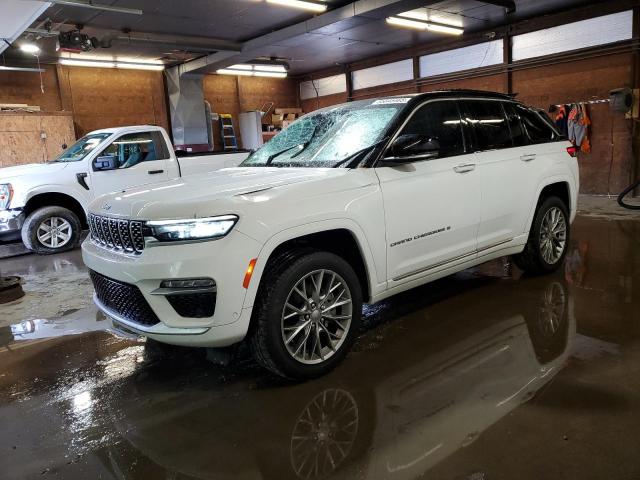  Salvage Jeep Grand Cherokee