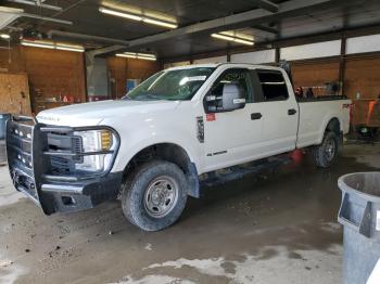  Salvage Ford F-350