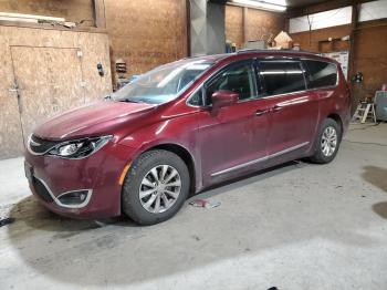 Salvage Chrysler Pacifica