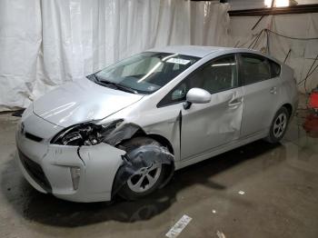  Salvage Toyota Prius
