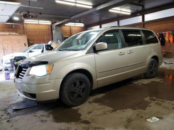  Salvage Chrysler Minivan
