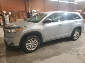  Salvage Toyota Highlander