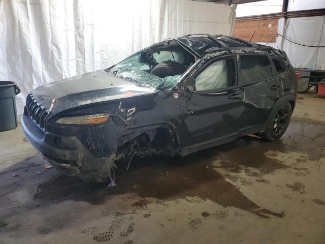  Salvage Jeep Cherokee