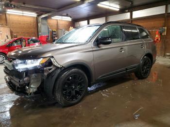  Salvage Mitsubishi Outlander