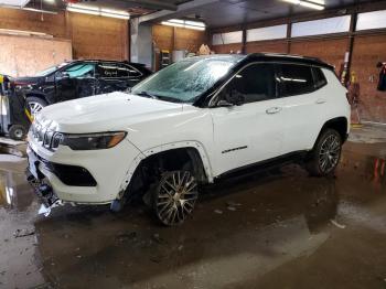  Salvage Jeep Compass