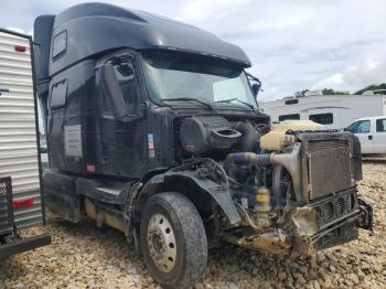  Salvage Volvo Vnl