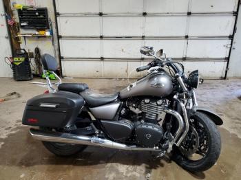  Salvage Triumph Motorcycle Thunderbir