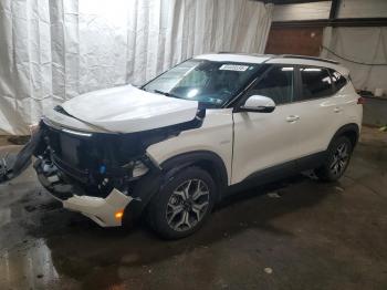  Salvage Kia Seltos