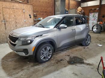  Salvage Kia Seltos