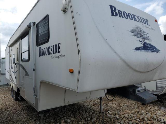  Salvage Sunny Brook 5th Wheel