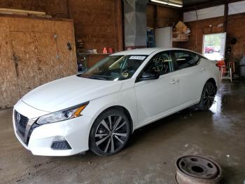  Salvage Nissan Altima