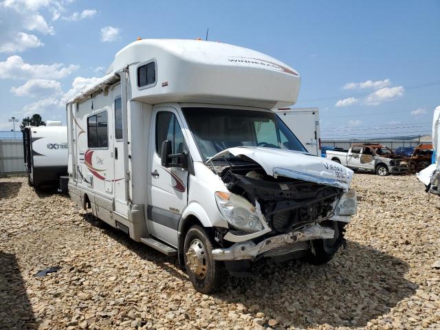  Salvage Winnebago Camper