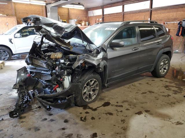  Salvage Jeep Cherokee