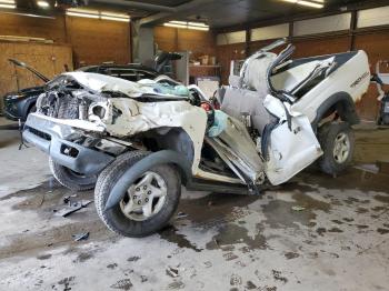  Salvage Toyota Tacoma