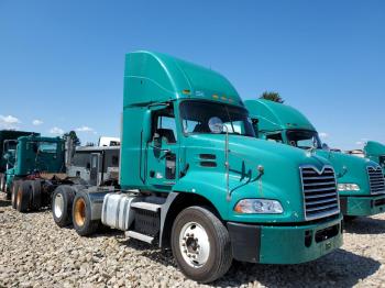  Salvage Mack 600 Cxu600