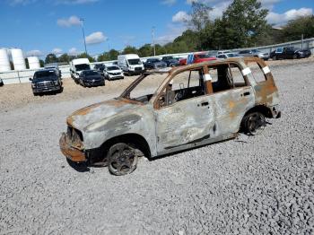  Salvage Chevrolet Tracker