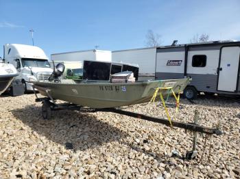  Salvage Stratos Boat
