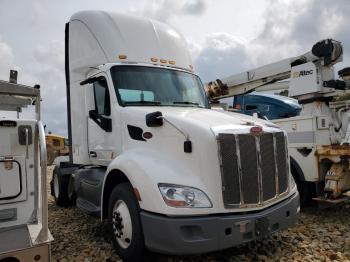  Salvage Peterbilt Tractor 579