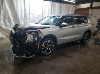  Salvage Mitsubishi Outlander