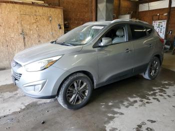  Salvage Hyundai TUCSON