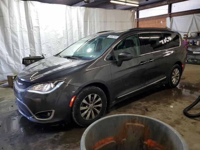  Salvage Chrysler Pacifica