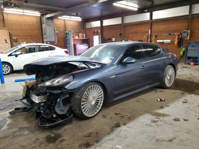  Salvage Porsche Panamera
