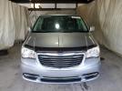 Chrysler Minivan Touring Image 9