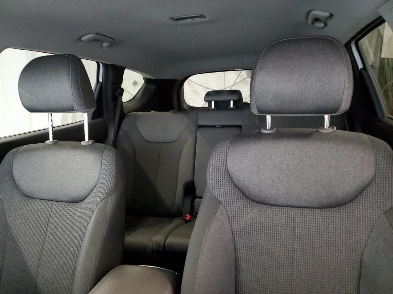 Hyundai SANTA FE Se Image 8