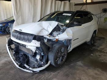  Salvage Jeep Compass