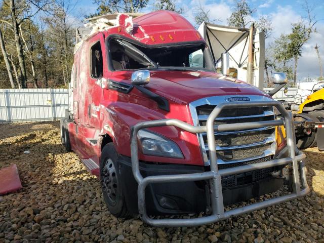  Salvage Freightliner Cascadia 1