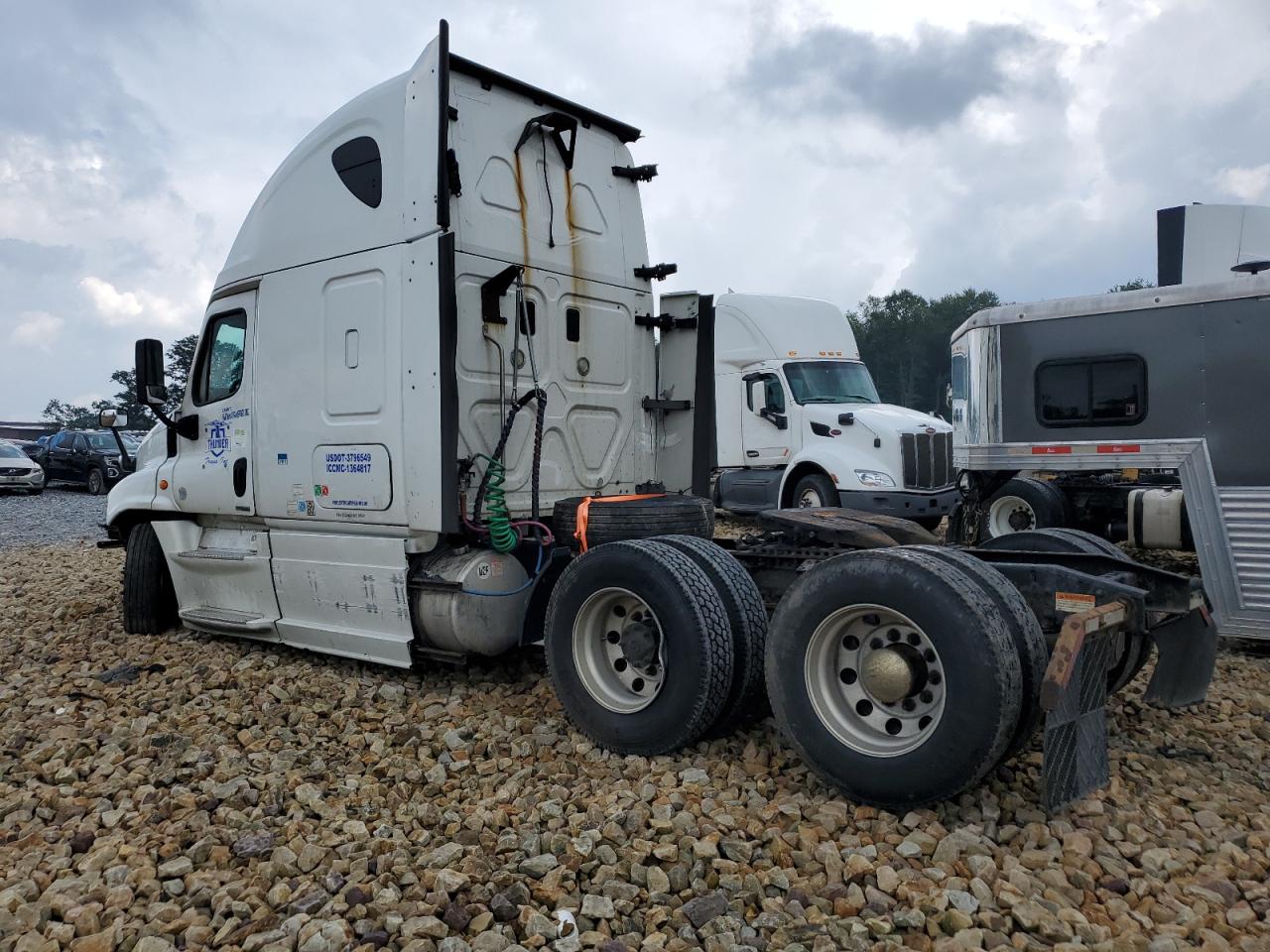 Freightliner Cascadia 1 Image 6