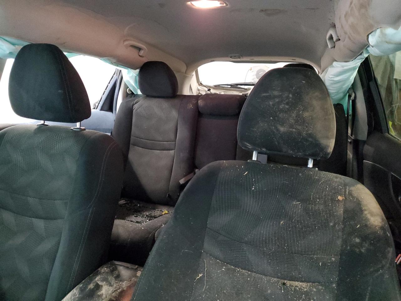 Nissan Rogue S Image 11