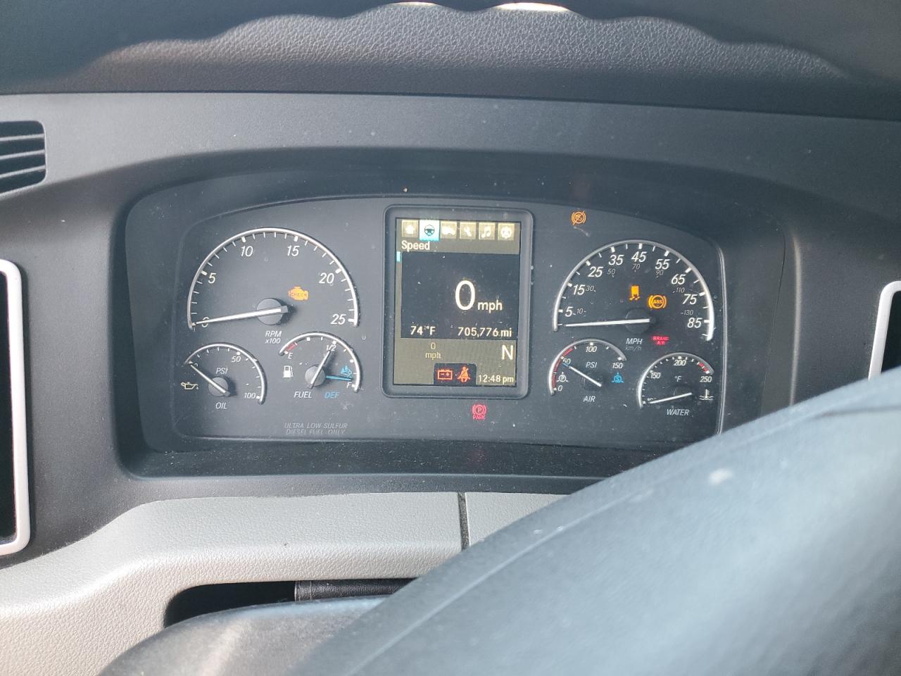 Freightliner Cascadia 1 Image 5