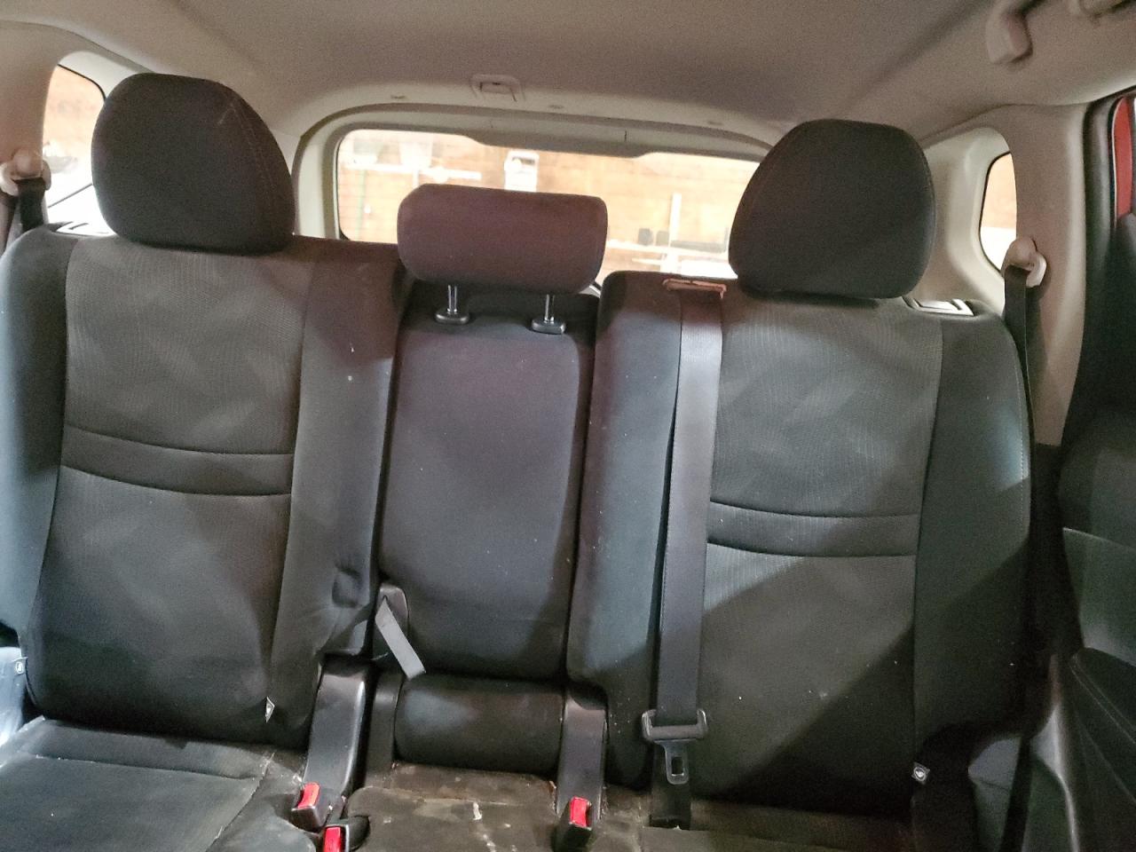 Nissan Rogue S Image 13