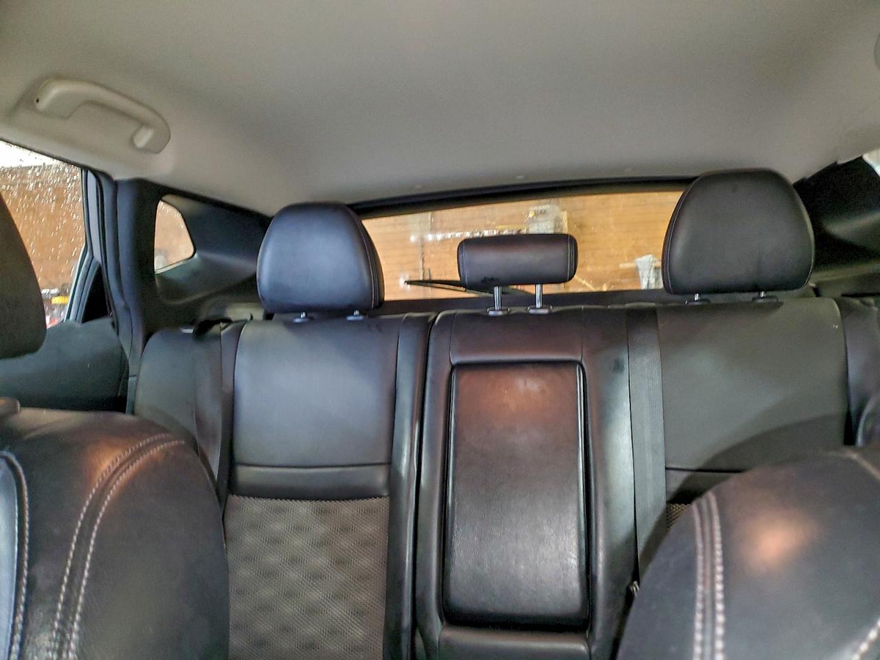 Nissan Rogue S Image 2