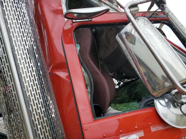 Peterbilt 389 Image 4